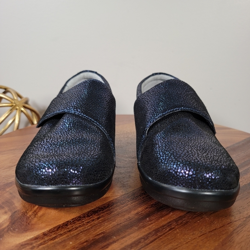 New Alegria Lauryn Sparkly Blue Women's Shoes Size 38 Loafers Comfy Work — image 4 of 8